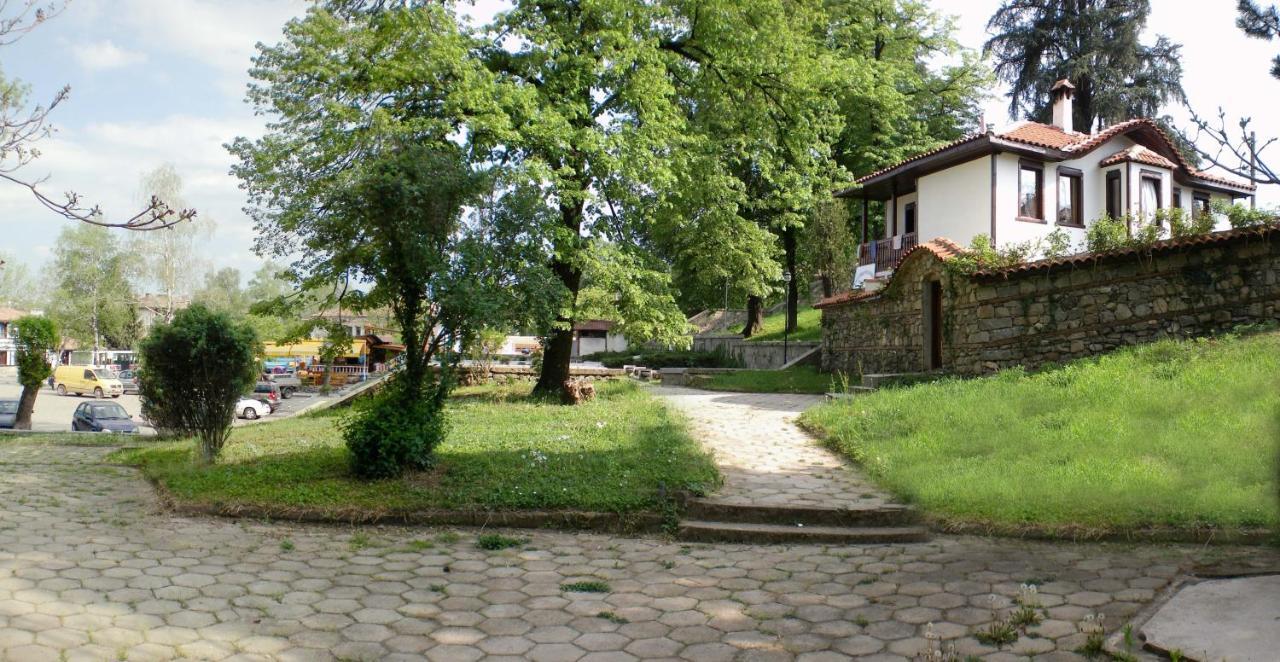 Гостоприемница Георги Kalofer Extérieur photo