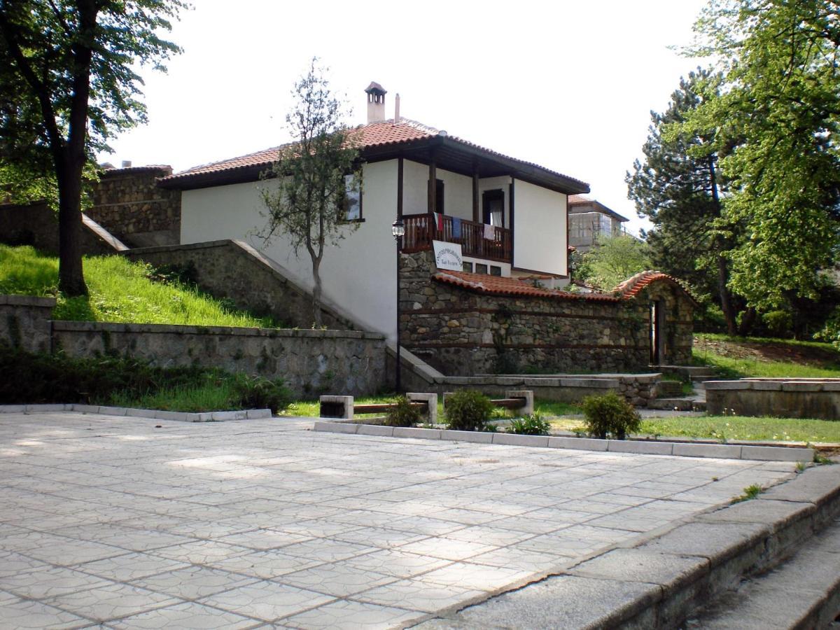 Гостоприемница Георги Kalofer Extérieur photo