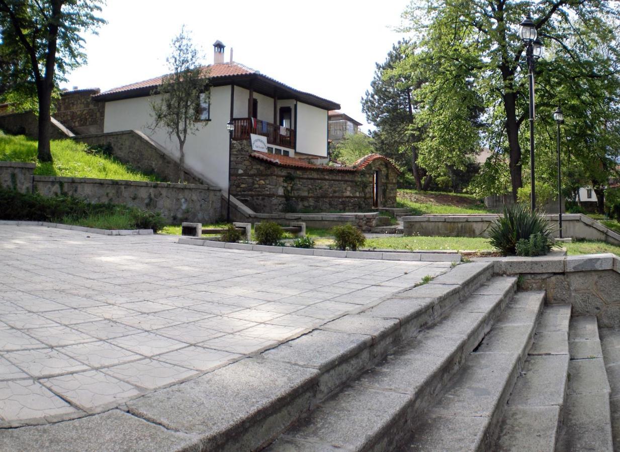 Гостоприемница Георги Kalofer Extérieur photo