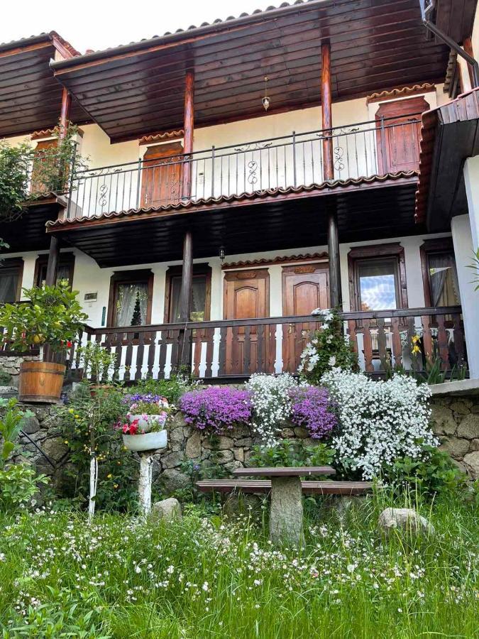 Гостоприемница Георги Kalofer Extérieur photo