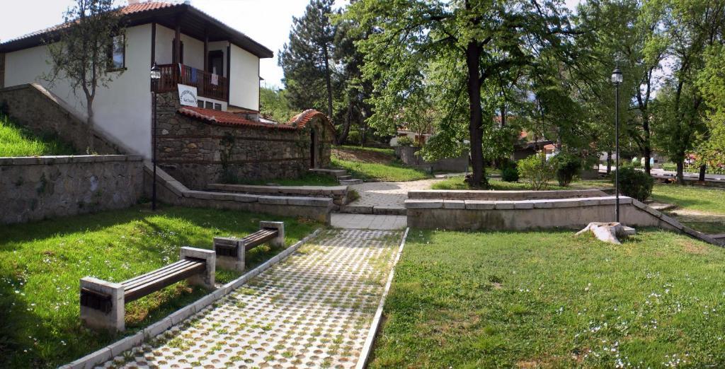 Гостоприемница Георги Kalofer Extérieur photo